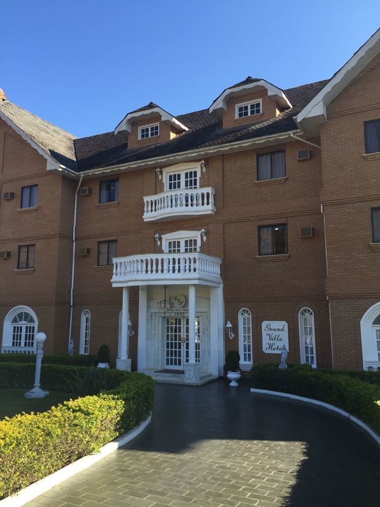 Grand Ville Hotel 圣洛伦索 外观 照片